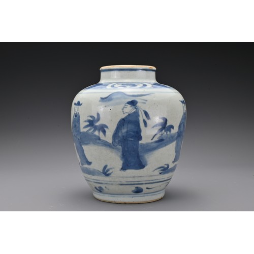 34 - A Chinese 17th Century / late Ming Dynasty blue and white porcelain jar. The jar decorated in underg... 