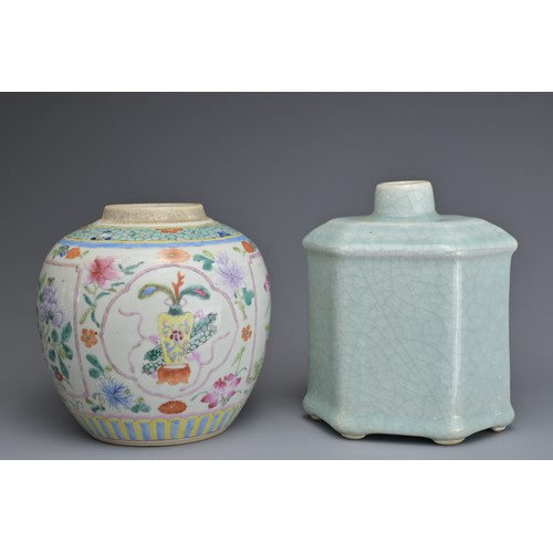 16 - TWO CHINESE PORCELAIN ITEMS, 19/20TH CENTURY. To include a celadon ground porcelain tea caddy with c... 