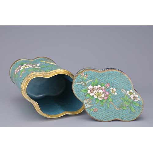 41 - TWO CHINESE CLOISONNE ENAMEL ITEMS, EARLY 20TH CENTURY. To include a quarter lobed enamel tray on br... 