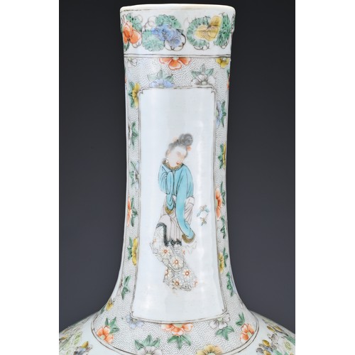 64 - A CHINESE FAMILLE VERTE BOTTLE VASE, 19TH CENTURY. The vase with globular body and long cylindrical ... 