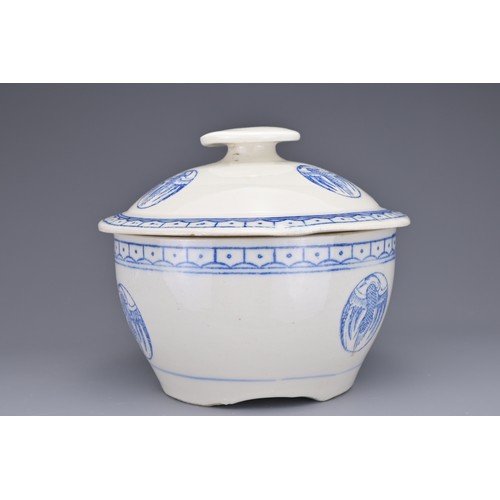 93 - FOUR CHINESE CERAMIC ITEMS, MING AND LATER. To include a Chinese Swatow blue and white pottery dish,... 