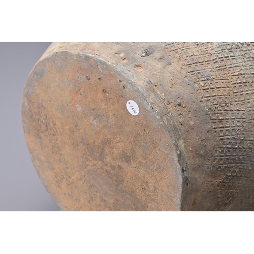 100 - A LARGE CHINESE WARRING STATES IMPRESSED POTTERY JAR. Relatively highly-fired, the whole outer surfa... 