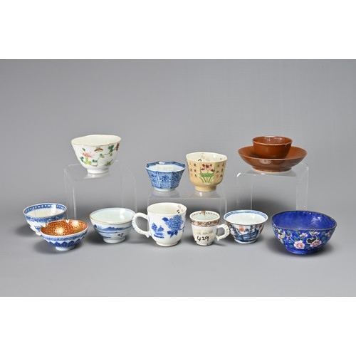 57 - A QUANTITY OF MAINLY CHINESE PORCELAIN ITEMS, 18/19TH CENTURY. A mixed group of cups, saucers, tea c... 