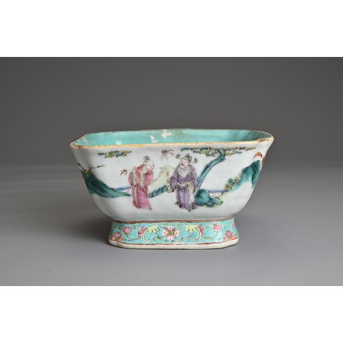 19 - A CHINESE FAMILLE ROSE PORCELAIN BOWL, TONGZHI, 19TH CENTURY. Square lobed form decorated with the e... 