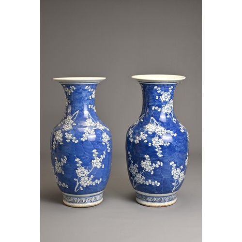 78 - A GOOD LARGE PAIR OF CHINESE BLUE AND WHITE PORCELAIN PRUNUS VASES, 19TH CENTURY. Each of baluster f... 