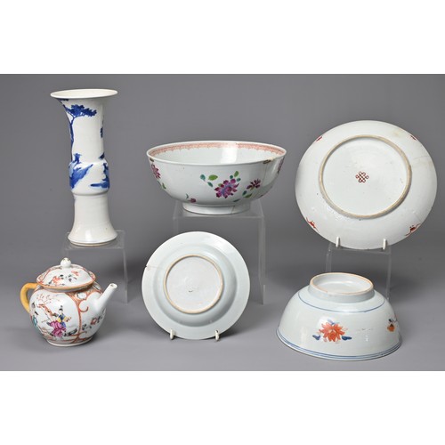 33 - A GROUP OF CHINESE PORCELAIN ITEMS, 18/19TH CENTURY. To include a two bowls, two dishes, a teapot an... 