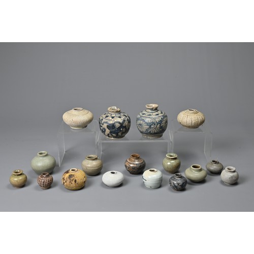 67 - A COLLECTION OF CHINESE PORCELAIN JARLETS, YUAN / MING DYNASTY. Of varying sizes and types to includ... 