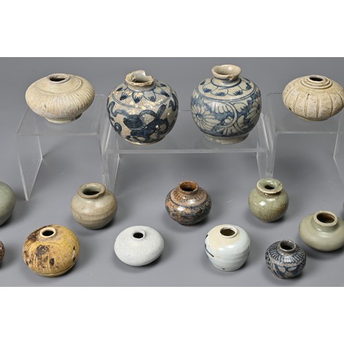 67 - A COLLECTION OF CHINESE PORCELAIN JARLETS, YUAN / MING DYNASTY. Of varying sizes and types to includ... 