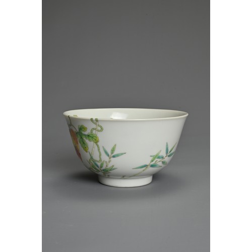 28 - A FINE CHINESE FAMILLE ROSE PORCELAIN BALSAM PEAR BOWL, DAOGUANG MARK AND PERIOD (1820-1850). Finely... 