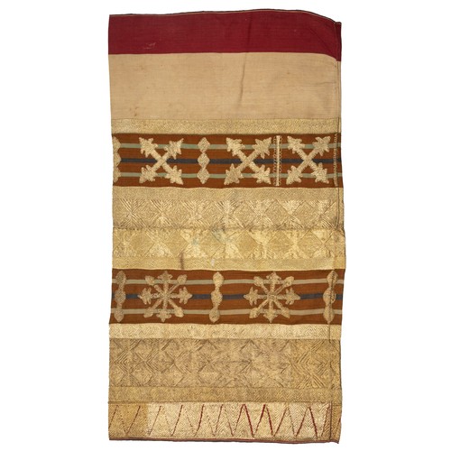 300 - AN INDONESIAN SUMATRAN LAMPUNG CEREMONIAL GOLD THREAD TAPIS SARONG, EARLY 20TH CENTURY. Embroidered ... 