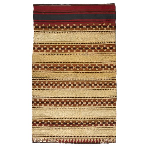 304 - AN INDONESIAN SUMATRAN LAMPUNG CEREMONIAL GOLD THREAD TAPIS SARONG, EARLY 20TH CENTURY. Embroidered ... 