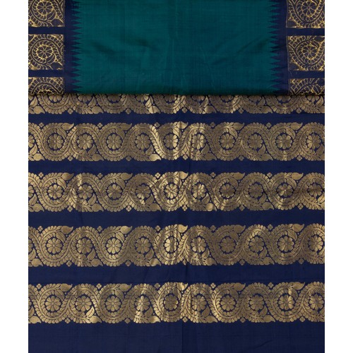 330 - A GROUP OF FIVE ASSORTED 20TH CENTURY ASIAN TEXTILES. Including: an Indian blue and green silk saree... 