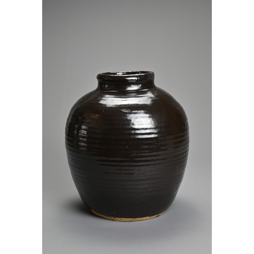 165 - A LARGE CHINESE CIZHOU TYPE OIL SPOT GLAZED JAR, 13/14TH CENTURY. An ovoid jar with rolled rim and h... 