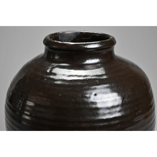 165 - A LARGE CHINESE CIZHOU TYPE OIL SPOT GLAZED JAR, 13/14TH CENTURY. An ovoid jar with rolled rim and h... 