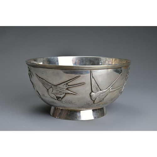 50 - A LARGE CHINESE EXPORT SILVER BOWL, WING CHEONG, HONG KONG, CIRCA 1890. Rounded body on slightly spl... 