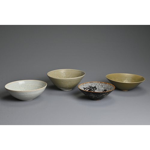 122 - FOUR CHINESE CERAMIC BOWLS, SONG DYNASTY AND LATER. To include a Yaozhou type bowl decorated with fi... 