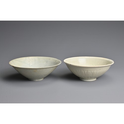 142 - TWO CHINESE QINGBAI WARE BOWLS, SOUTHERN SONG DYNASTY (1127–1279). One with petal decoration to the ... 