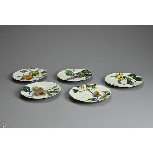 260 - A SET OF FIVE JAPANESE DISHES WITH ENAMELLED DECORATIONS OF FRUIT, BERRIES AND NUTS, MEIJI PERIOD, w... 