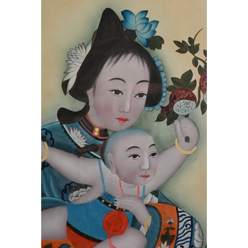 332 - A LARGE CHINESE REVERSE GLASS PAINTING, 19TH/20TH CENTURY. Delicately painted woman and two children... 