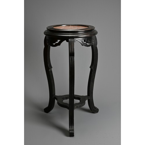 207 - A CHINESE STYLE JARDINIERE STAND WITH RED MARBLE TOP, 20TH CENTURY. On three curved scroll legs with... 