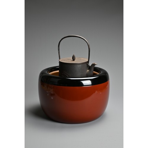 247 - A JAPANESE RED LACQUER HIBACHI, BY TANAKA KOYU, B.1939. With copper lined interior. Hibachi which tr... 