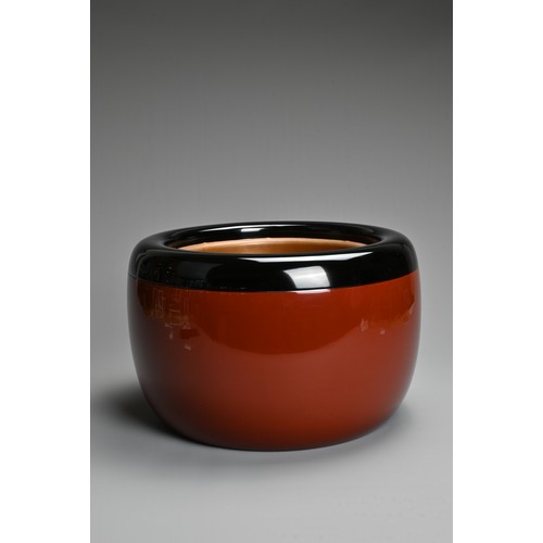 247 - A JAPANESE RED LACQUER HIBACHI, BY TANAKA KOYU, B.1939. With copper lined interior. Hibachi which tr... 