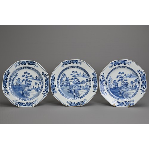 13 - A SET OF CHINESE BLUE AND WHITE PORCELAIN DISHES, 18TH CENTURY. Octagonal lobed dishes decorated wit... 