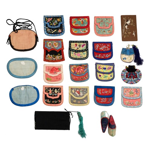 A COLLECTION OF 20TH CENTURY CHINESE EMBROIDERED SILK PURSES AND A PAIR ...