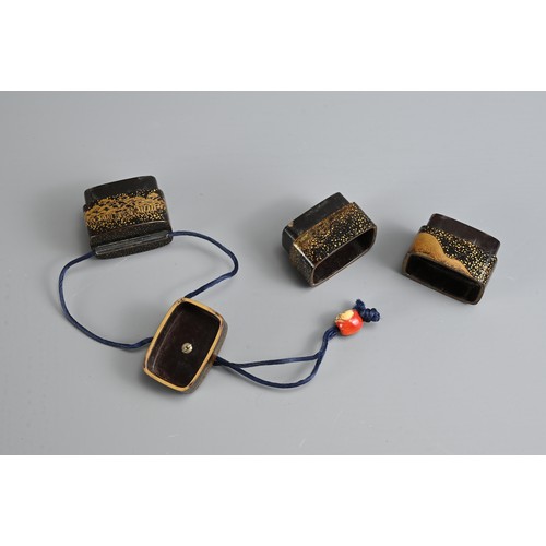 275 - A JAPANESE MEIJI PERIOD (1868-1912) GOLD AND BLACK LACQUER INRO
Of rectangular form, in four section... 