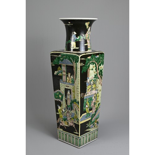 50 - A LARGE CHINESE FAMILLE NOIRE SQUARE SECTION PORCELAIN VASE, 20TH CENTURY. Heavily potted with a flu... 