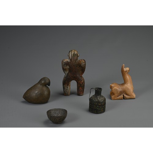 91 - A GROUP OF STONE AND METALWARE ITEMS, INDIAN AND OTHERS. To include a carved stone figure in the for... 