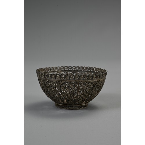 91 - A GROUP OF STONE AND METALWARE ITEMS, INDIAN AND OTHERS. To include a carved stone figure in the for... 