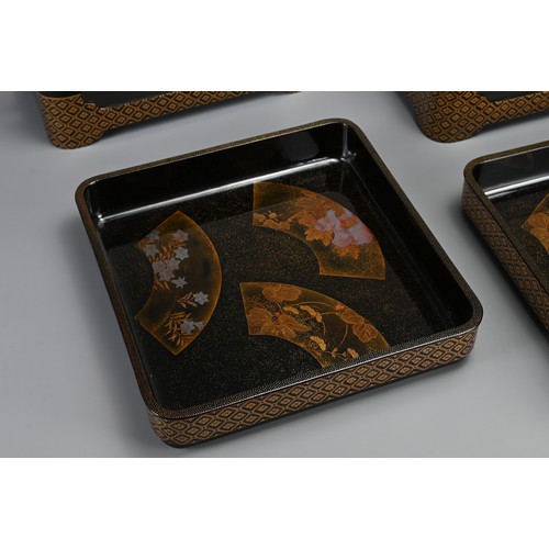 309 - JAPANESE MEIJI PERIOD PAIR OF LACQUER TRAYS AND STANDS, late 19th/early 20th century, decorated with... 