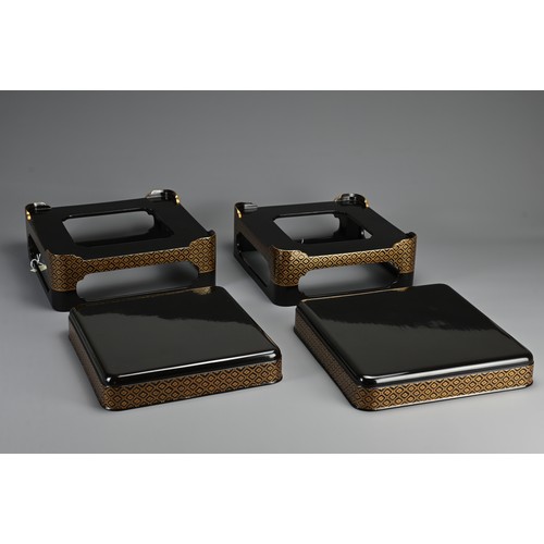 309 - JAPANESE MEIJI PERIOD PAIR OF LACQUER TRAYS AND STANDS, late 19th/early 20th century, decorated with... 