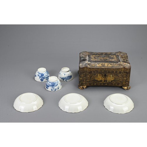 132 - A GROUP OF CHINESE PORCELAIN AND LACQUER ITEMS, 18/19TH CENTURY. To include a set of blue and white ... 