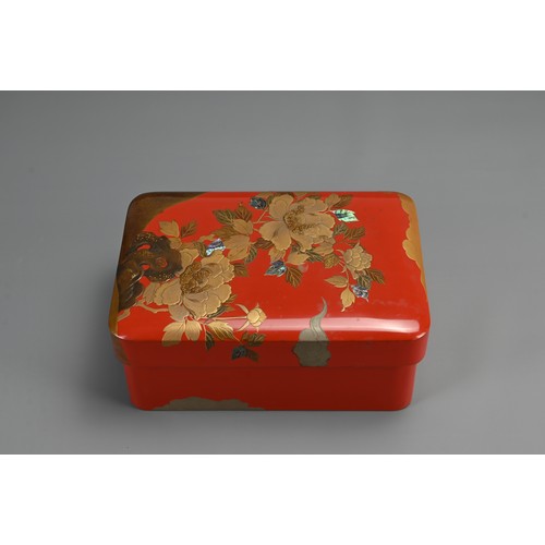 311 - A JAPANESE MEIJI/TAISHO VERMILLION LACQUER DOCUMENT BOX (BUNKO), EARLY 20TH CENTURY. With superb peo... 