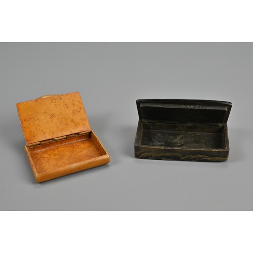 344 - TWO 19TH CENTURY SNUFF-BOXES. The first in pressed horn with the Mort de Socrates, with hinged cover... 