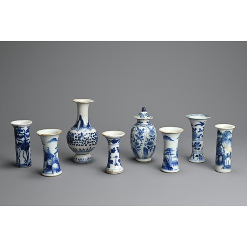 26 - A GROUP OF CHINESE BLUE AND WHITE PORCELAIN VASES, 18/19TH CENTURY. To include miniature sleeve and ... 