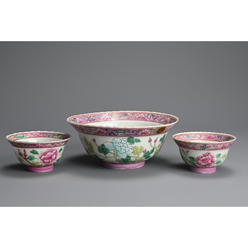 34 - A CHINESE FAMILLE ROSE NYONYA WARE BOWL AND TEA CUPS, 19TH CENTURY. Peranakan Straits porcelain deco... 