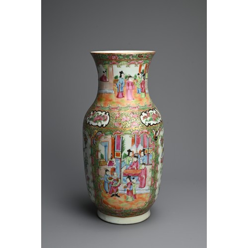 36 - A CHINESE CANTON FAMILLE ROSE PORCELAIN VASE, 19/20TH CENTURY. Of baluster form decorated in rose ma... 