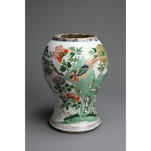 40 - A CHINESE FAMILLE VERTE PORCELAIN VASE, 18TH CENTURY. Of baluster form decorated with pheasant perch... 