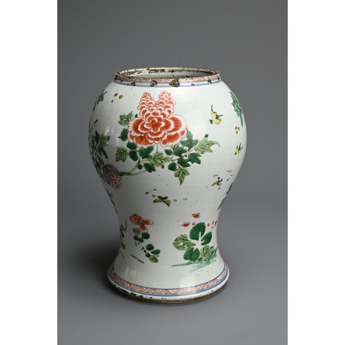 40 - A CHINESE FAMILLE VERTE PORCELAIN VASE, 18TH CENTURY. Of baluster form decorated with pheasant perch... 