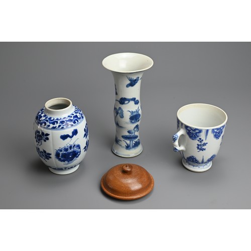 67 - A GROUP OF THREE CHINESE BLUE AND WHITE PORCELAIN ITEMS, 18/19TH CENTURY. To include a twin handled ... 