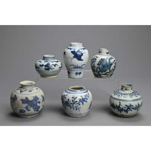 86 - A GROUP OF CHINESE BLUE AND WHITE PORCELAIN JARS, 16/17TH CENTURY. Six jars decorated with horses, i... 