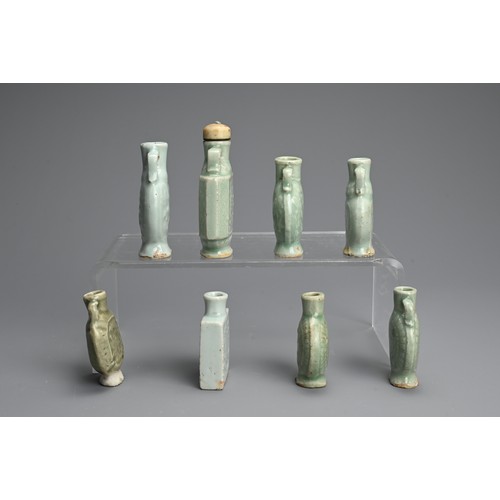 136 - A GROUP OF CHINESE CELADON GLAZED PORCELAIN MINIATURE BOTTLES, MING/ QING DYNASTY. Eight medicine or... 