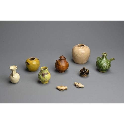 194 - A MIXED GROUP OF CHINESE CERAMIC ITEMS, TANG DYNASTY AND LATER. To include two glazed pendant whistl... 