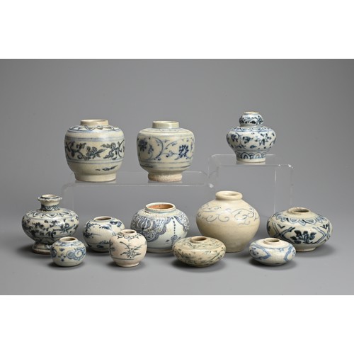 195 - A GROUP OF ANNAMESE BLUE AND WHITE PORCELAIN JARS, 15/16TH CENTURY. Of various forms decorated with ... 