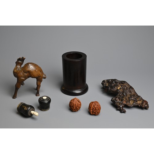 248 - A GROUP OF CHINESE ITEMS, 19/20TH CENTURY. To include two root carvings in the form Liu Haichan and ... 