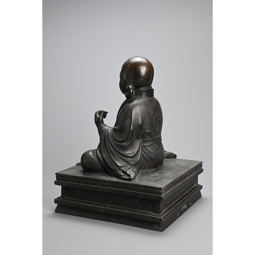 355 - A LARGE JAPANESE BRONZE TAKERU BUDDHA, KIBUNDO SHOHEI III (1892-1929), SHOWA PERIOD. 37cm high x 27.... 