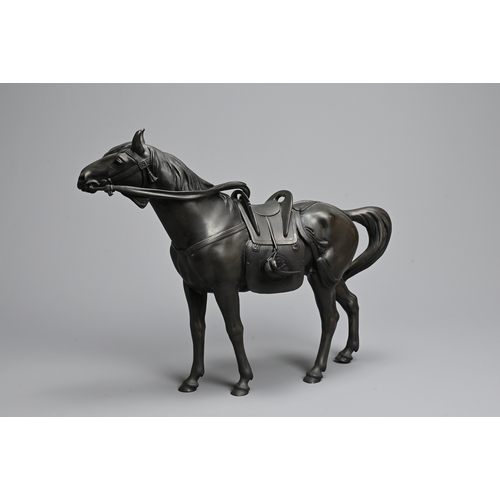 359 - A JAPANESE BRONZE FIGURE OF SHOGUN’S HORSE, MARUKI COMPANY, 19/20TH CENTURY. Well cast, the stallion... 